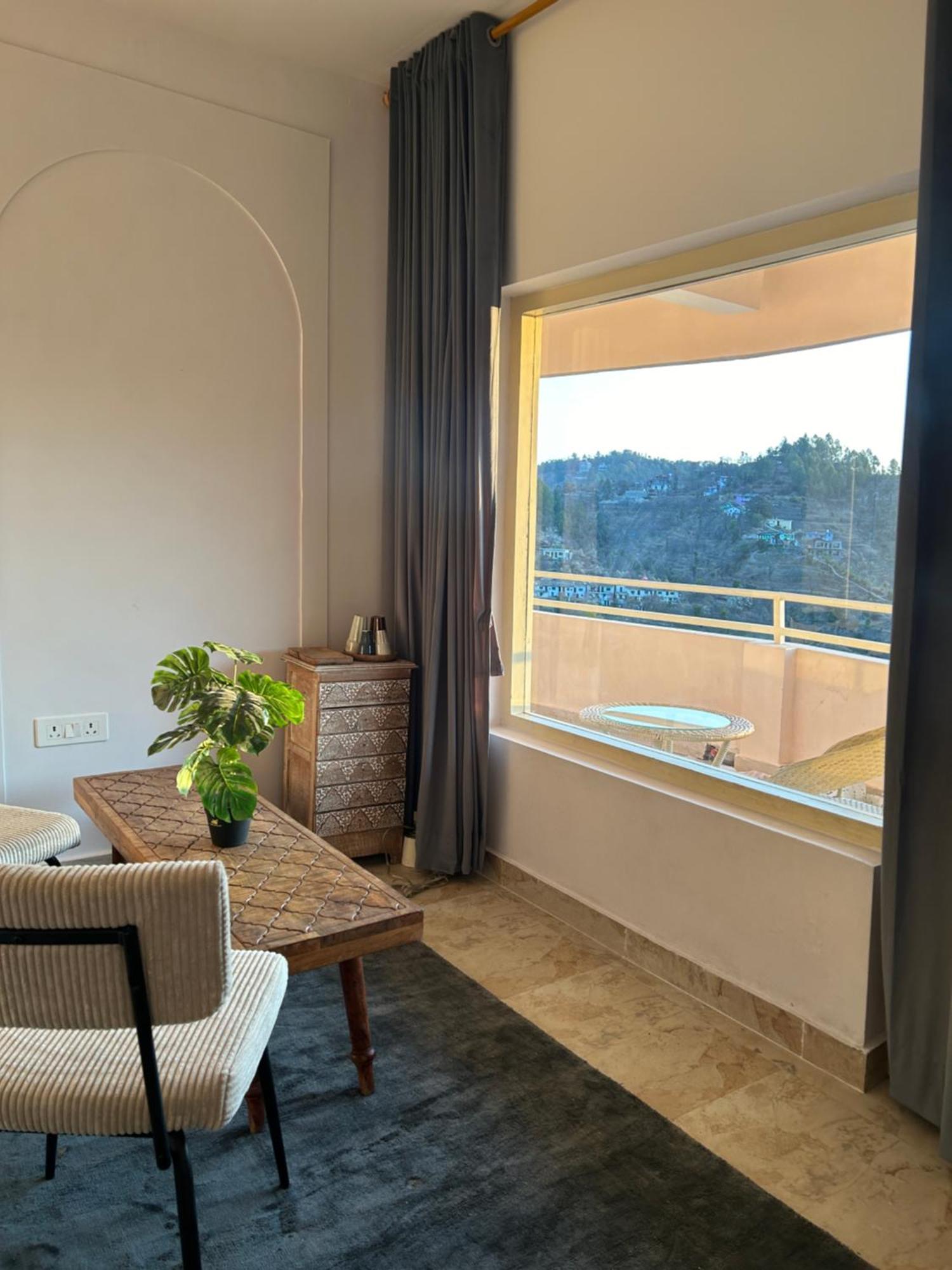 Nazaara -Thhpsociety - Mukteshwar - Witness The View From Your Bed Exterior foto