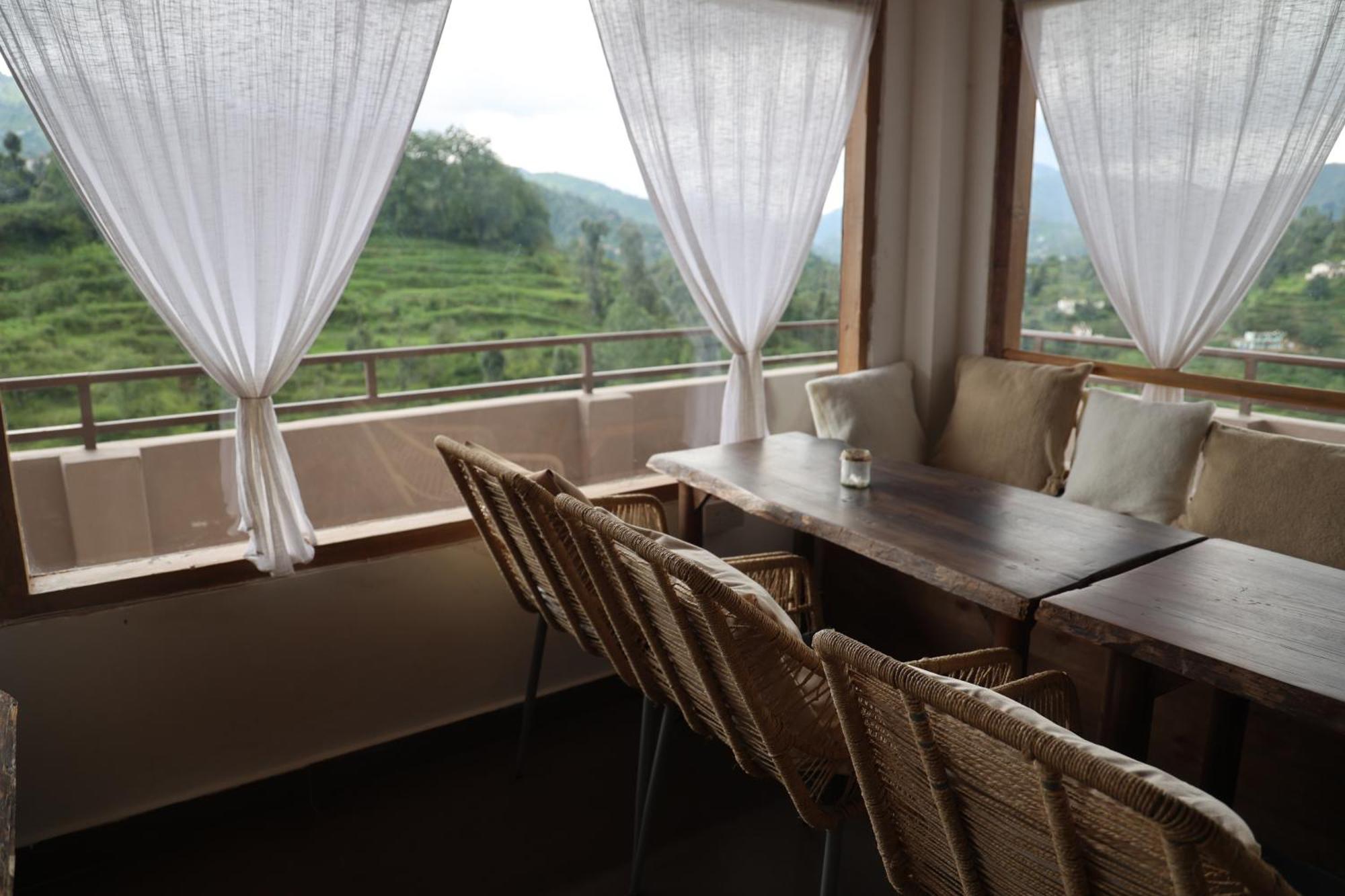 Nazaara -Thhpsociety - Mukteshwar - Witness The View From Your Bed Exterior foto