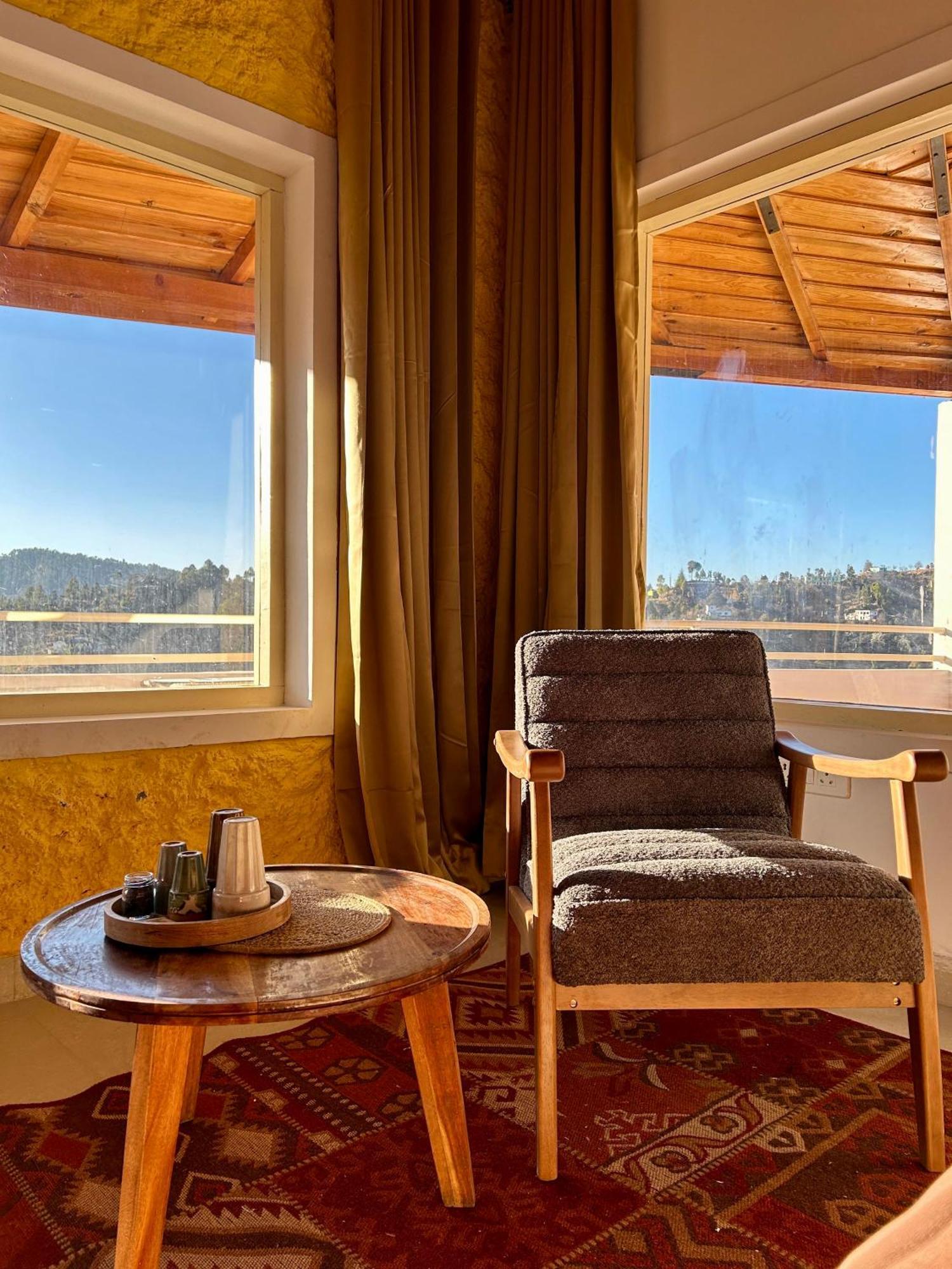 Nazaara -Thhpsociety - Mukteshwar - Witness The View From Your Bed Exterior foto